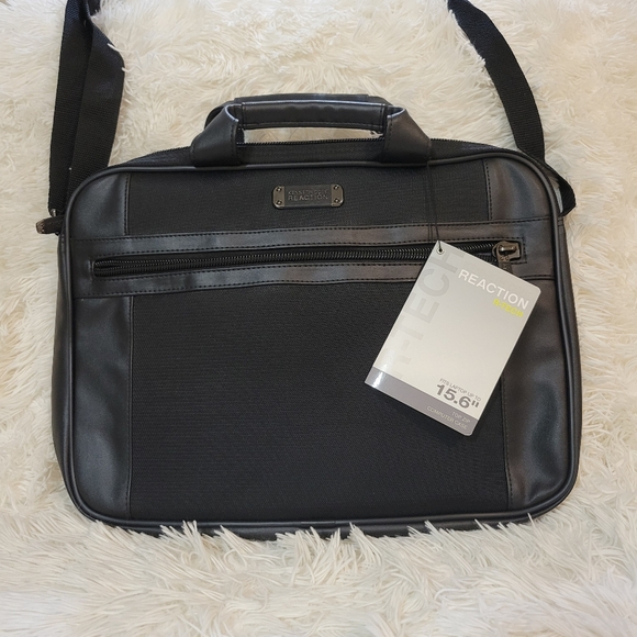 NWT Kenneth Cole Reaction R-Tech Black 15.6" Laptop Computer Case - Picture 1 of 5